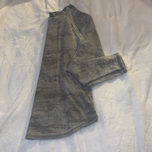 American Eagle Camo long sleeve